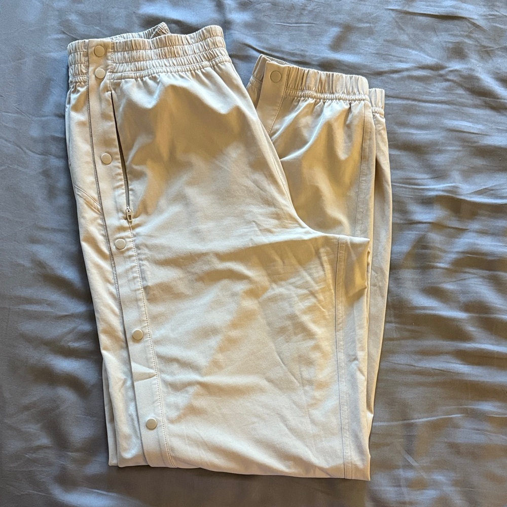 Lululemon Tear-Away Mid-Rise Track Pant